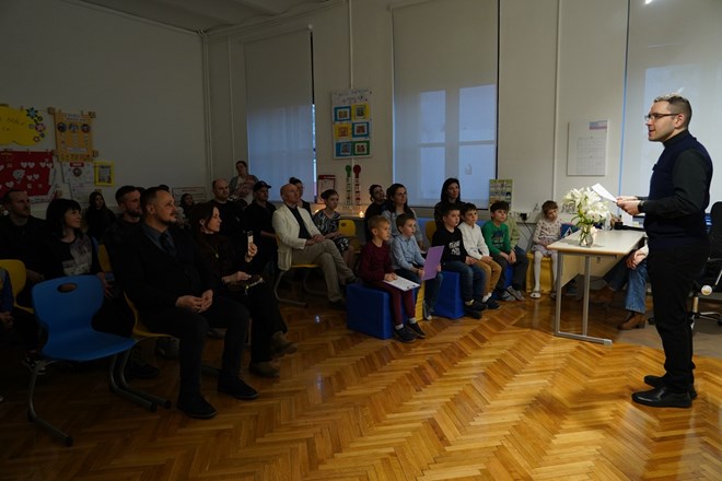 Umjetničko-duhovni program „Josipov ljiljan“ održan u katoličkoj školi u Čakovcu